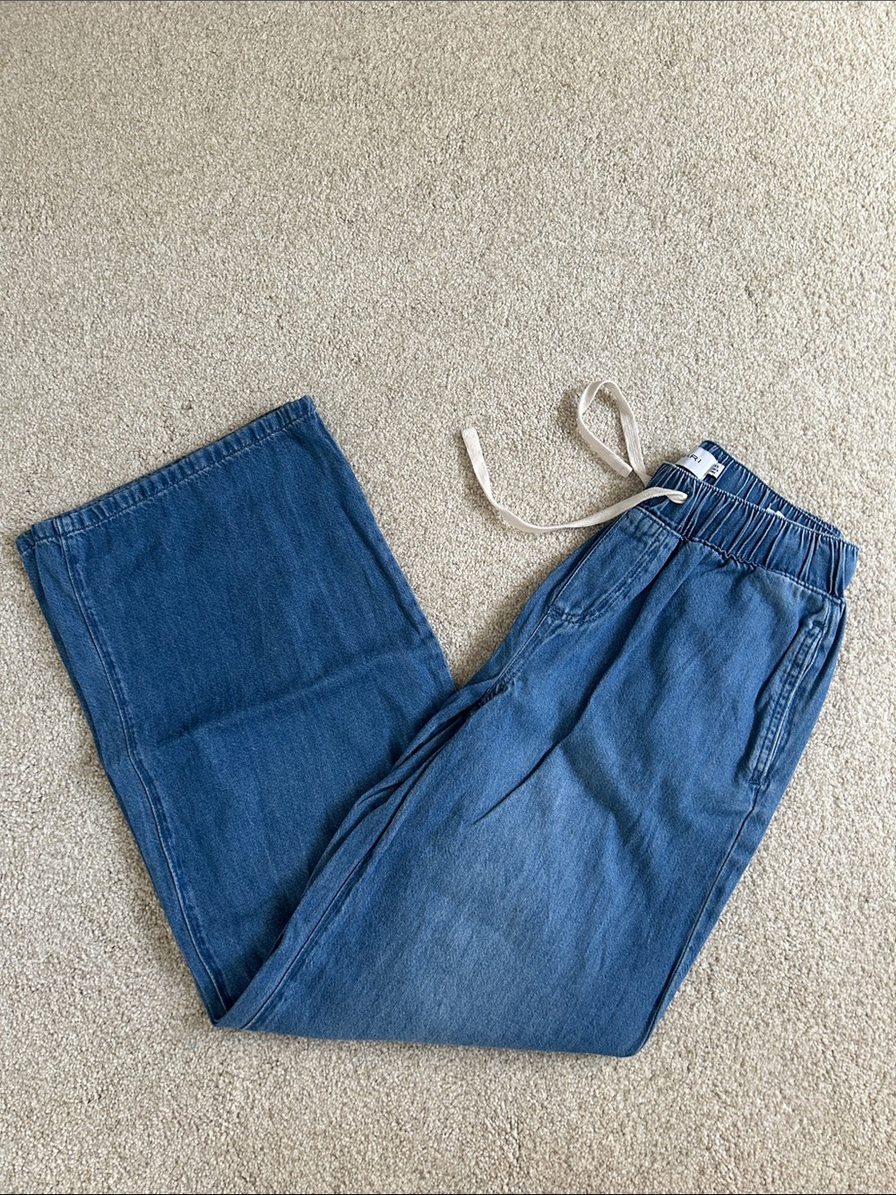 Tahari Wide Leg Jeans
